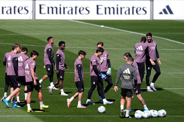 May 16, 2026, Valdebebas, Madrid, Spain: Vinicius Junior and Kylian Mbappe during the training day of Real Madrid ahead the Spanish League, LaLiga EA Sports, football match against Sevilla FC at Ciudad Deportiva Real Madrid on May 16, 2026, in Valdebebas, Madrid, Spain. Real Madrid Training Session - Laliga Ea Sports  - ZUMAa181 20260516_zaa_a181_069 Copyright: xDennisxAgyemanx