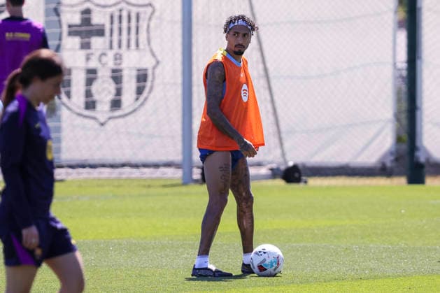 May 16, 2026, Sant Joan Despi, Barcelona, SPAIN: Raphinha during the training day of FC Barcelona, Barca ahead the Spanish League, Laliga EA Sports, football match against Real Betis at Ciudad Esportiva Joan Gamper on May 16, 2026 in Sant Joan Despi, Barcelona, Spain. FC Barcelona Training And press conference, PK, Pressekonferenz - LaLiga EA Sports - ZUMAa181 20260516_zaa_a181_088 Copyright: xJavierxBorregox