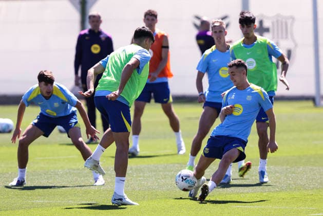 May 16, 2026, Sant Joan Despi, Barcelona, SPAIN: Marc Casado during the training day of FC Barcelona, Barca ahead the Spanish League, Laliga EA Sports, football match against Real Betis at Ciudad Esportiva Joan Gamper on May 16, 2026 in Sant Joan Despi, Barcelona, Spain. FC Barcelona Training And press conference, PK, Pressekonferenz - LaLiga EA Sports - ZUMAa181 20260516_zaa_a181_107 Copyright: xJavierxBorregox