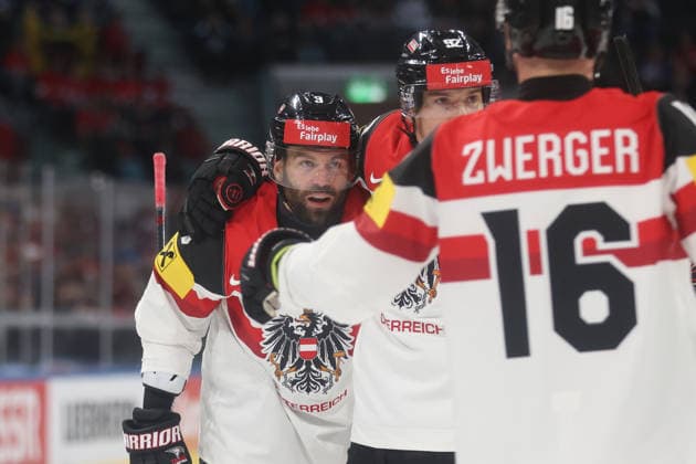 Ice Hockey World Championship 2026 AUT GBR Goal celebration Peter Schneider Clemens Unterweger AUT 16 05 2026 Swiss Life Arena Zuerich , SWITZERLAND, Men IIHF Ice Hockey World Championship Zurich 2026 Group Austria Great Britain Goal celebration Peter Schneider, Clemens Unterweger and Dominic Zwerger Austria