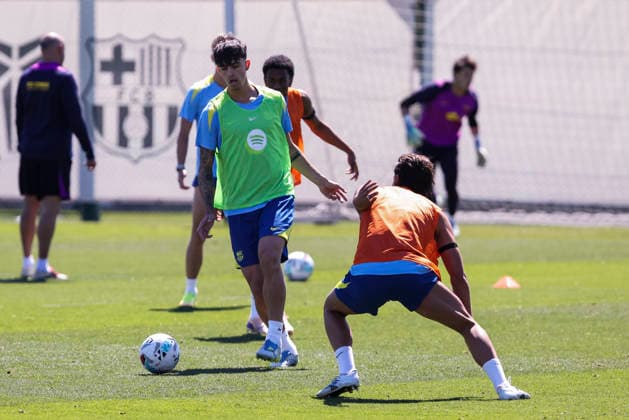 May 16, 2026, Sant Joan Despi, Barcelona, SPAIN: Marc Bernal during the training day of FC Barcelona, Barca ahead the Spanish League, Laliga EA Sports, football match against Real Betis at Ciudad Esportiva Joan Gamper on May 16, 2026 in Sant Joan Despi, Barcelona, Spain. Sant Joan Despi SPAIN - ZUMAa181 20260516_zaa_a181_103 Copyright: xJavierxBorregox