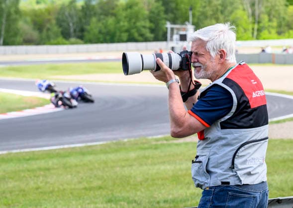 World Superbike Championship - WorldSBK Czech Round 2026, the first WorldSSP race, at Autodrom Most, in Most, Czech Republic, on May 16, 2026. Czech President Petr Pavel photographs the race. (CTKxPhoto OndrejxHajek) CTKPhotoP2026051602903  CTKPhotoP2026051602903