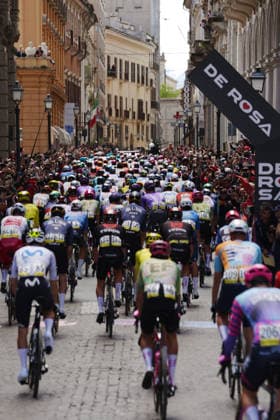 Pre race during Stage 8 of the Giro d™Italia, from Chieti to Fermo, Italy, Saturday, May 16, 2026.  Copyright: xMassimoxPaolone LaPressex