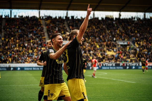 Germany Soccer 3 League Men 2025 2026, 38 Matchday TSV Alemannia Aachen vs TSV Havelse Tivoli Aachen Goal Lars Gindorf Alemannia Aachen, 23 , Cheers, Emotions, Joy, Heart, Sasa Strujic Alemannia Aachen, 5 Copyright: xThiemoxRudolphx