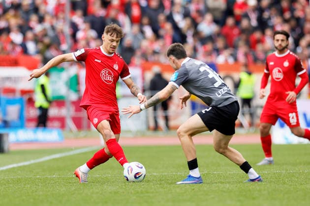 Soccer 3 Liga 38 Matchday SSV Ulm Rot Weiss Essen on 16 05 2026 At the Donaustadion in Ulm Jannik Hofmann Rot Weiss Essen