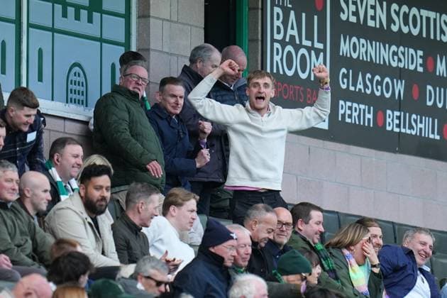 Hibernian fans respond to Celtic equalising in their title deciding match against Heart of Midlothian Hibernian v Motherwell, William Hill Scottish Premiership, Football, Easter Road, Edinburgh, Scotland, UK - 16 May 2026Edinburgh Easter Road United Kingdom EDITORIAL USE ONLY No use with unauthorised audio, video, data, fixture lists, club league logos or live services. Online in-match use limited to 120 images, no video emulation. No use in betting, games or single club league player publications. Copyright: xPetexSummers Shutterstockx 16876834gw