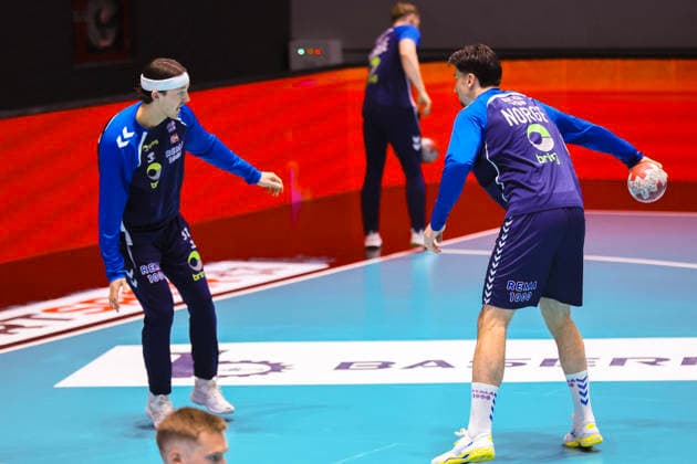 Men s World Cup qualifying match in handball Turkey Norway Ankara 20260516 Norway s Vetle Ronningen and Robin Paulsen Haug before the World Championship qualifying match in men s handball between Turkey and Norway at the THF Spor Complex in Ankara Photo Adem Atlan NTB Ankara Turkey EDITORIAL USE ONLY RESTRICTED USE FOR BETTING COMPANIES  Copyright: xAdemxAltanx xNTBx