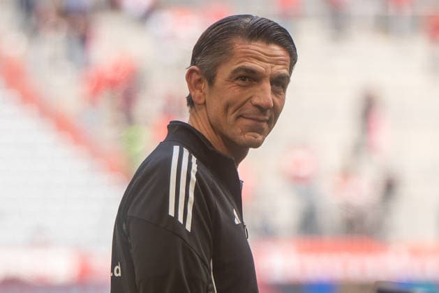 Deniz Aytekin Referee , GER, FC Bayern Muenchen vs 1 FC Koeln, Football, 1 Bundesliga, Matchday 34, Season 2025 2026, 16 05 2026, DFL REGULATIONS PROHIBIT ANY USE OF PHOTOGRAPHS AS IMAGE SEQUENCES AND OR QUASI VIDEO, GER, FC Bayern Muenchen vs 1 FC Koeln, Football, 1 Bundesliga, Matchday 34, Season 2025 2026, 16 05 2026, Muenchen Copyright: xEibner-Pressefoto EdwardxCheungx EP_ECG