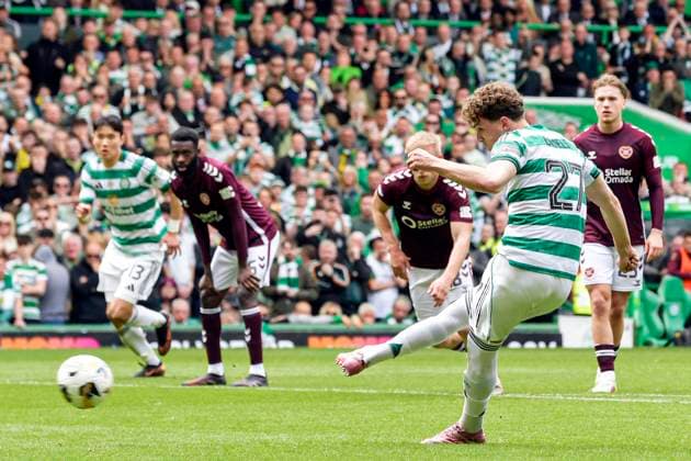 Celtic v Heart of Midlothian William Hill Premiership Arne Engels of Celtic scores his sides first goal of the match from the penalty spot during the William Hill Premiership match at Celtic Park, Glasgow 16 05 2026 UK Newspapers OUT Copyright: xJamiexJohnstonx FIL-23440-0064