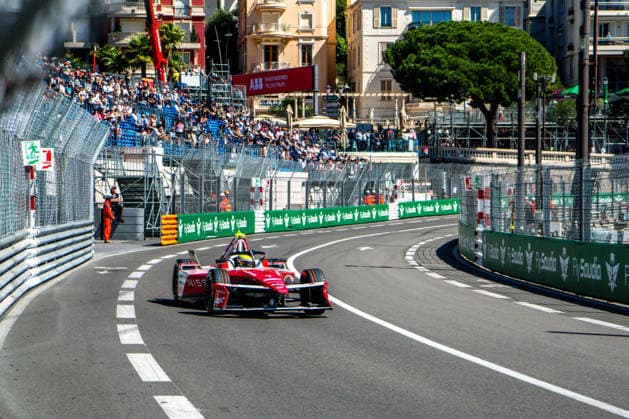 Monaco EPrix Round 9 Oliver Rowland of Great Britain driving the (1) Nissan Formula E Team Nissan e-4ORCE 05 through Tabac during Qualifying of the Monaco E-Prix Round 9 at Circuit de Monaco, Monte Carlo 16 05 2026 UK Newspapers OUT Copyright: xNickxEmmersonx FIL-23438-0046