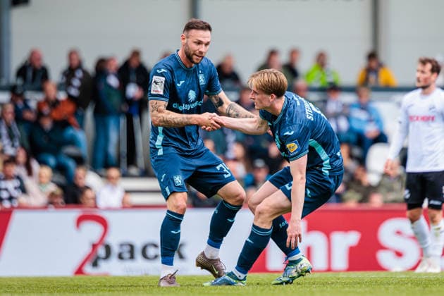 v l Patrick Hobsch TSV 1860 Muenchen, 34 , Justin Steinkoetter TSV 1860 Muenchen, 09 GER, SC Verl vs TSV 1860 Muenchen, Football, 3 Liga, 38 Matchday, Season 2025 2026, 16 05 2026 DFL Regulations prohibit any use of photographers as image sequences and or quasi video GER, SC Verl vs TSV 1860 Muenchen, Football, 3 Liga, 38 Matchday, Season 2025 2026, 16 05 2026 Verl Copyright: xEibner-Pressefoto JanxRollingerx EP_JSK