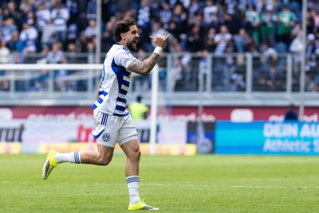 3 Liga MSV Duisburg FC Viktoria Köln 16 05 2026 MSV Duisburg celebrates the goal, 1 1 by Joshua Bitter MSV Duisburg, 29 3 Liga MSV Duisburg FC Viktoria Köln Schauinsland Reisen Arena, Duisburg, 16 05 2026 DFB regulations prohibit any use of photographs as image sequences and or quasi video Copyright: xBEAUTIFULxSPORTS Buriakovx