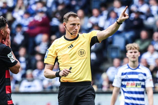 Sports, Football, 3 Liga Season 2025 2026 38 Matchday MSV Duisburg FC Viktoria Köln 16 05 2026, schauinsland reisen arena Martin Petersen Referee Duisburg schauinsland reisen arena North Rhine-Westphalia Germany