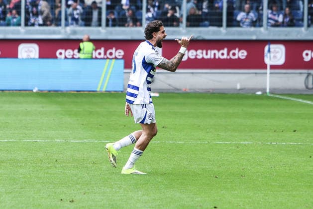 Sports, Football, 3 Liga Season 2025 2026 38 Matchday MSV Duisburg FC Viktoria Köln 16 05 2026, schauinsland reisen arena Goal celebration MSV Duisburg after the goal for the 1 1 equalizer by Joshua Bitter MSV Duisburg, 29 Duisburg schauinsland reisen arena North Rhine-Westphalia Germany