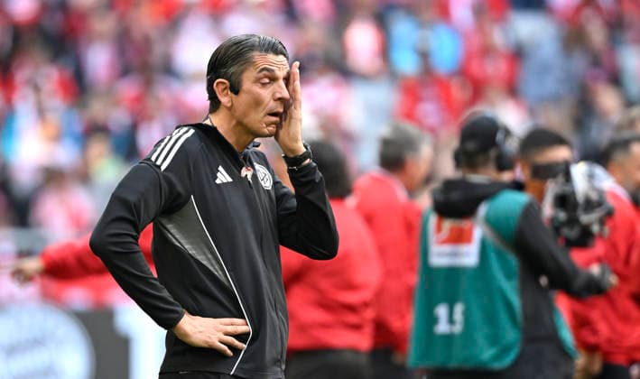 Emotion Traenen Referee Deniz Aytekin cries before his last Bundesliga match Farewell FC Bayern Muenchen FCB vs 1 FC Koeln 16 05 2026 DFL REGULATIONS PROHIBIT ANY USE OF PHOTOGRAPHS AS IMAGE SEQUENCES AND OR QUASI VIDEO FC Bayern Muenchen FCB vs 1 FC Koeln