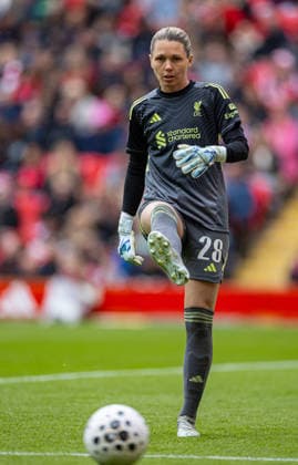 Football - FA Women™s Super League - Liverpool FC Women v Arsenal FC Women LIVERPOOL, ENGLAND - Saturday, May 16, 2026: Liverpool s goalkeeper Jennifer Falk during the FA Women™s Super League match between Liverpool FC Women and Arsenal FC Women at Anfield. (Photo by David Rawcliffe Propaganda) LIVERPOOL Anfield MERSEYSIDE ENGLAND  Copyright: xPropagandax P2026-05-16-Liverpool_W_Arsenal_W-16