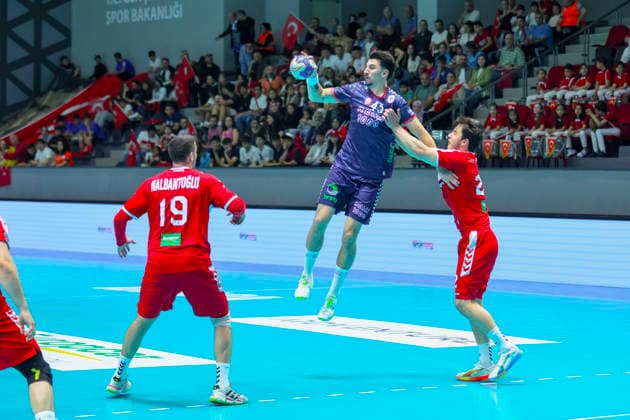Men s World Cup qualifying match in handball Turkey Norway Ankara 20260516 Norway s Vetle Ronningen and Robin Paulsen Haug before the World Championship qualifying match in men s handball between Turkey and Norway at the THF Spor Complex in Ankara Photo Adem Atlan NTB Ankara Turkey EDITORIAL USE ONLY RESTRICTED USE FOR BETTING COMPANIES  Copyright: xAdemxAltanx xNTBx