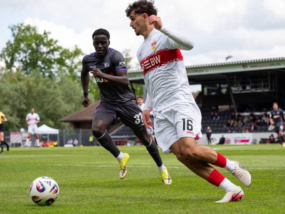 Ismail Badjie VfL Osnabrueck, 37 , Leny Meyer VfB Stuttgart II, 16 GER, VfB Stuttgart II vs VfL Osnabrueck, Football, 3 Bundesliga, 38 Matchday, Season 2025 2026, 16 05 2026 GER, VfB Stuttgart II vs VfL Osnabrueck, Football, 3 Bundesliga, 38 Matchday, Season 2025 2026, 16 05 2026 Aspach Copyright: xEibner-Pressefoto CarstenxSchwerx EP_CSG
