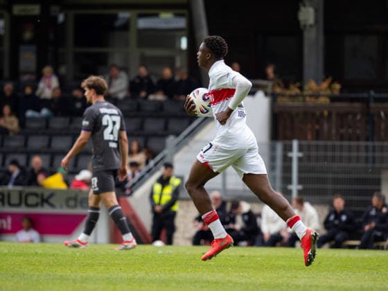 Mansour Ouro Togba VfB Stuttgart II, 27 for 2 4 gets the ball GER, VfB Stuttgart II vs VfL Osnabrueck, Football, 3 Bundesliga, Matchday 38, Season 2025 2026, 16 05 2026 GER, VfB Stuttgart II vs VfL Osnabrueck, Football, 3 Bundesliga, Matchday 38, Season 2025 2026, 16 05 2026 Aspach Copyright: xEibner-Pressefoto CarstenxSchwerx EP_CSG