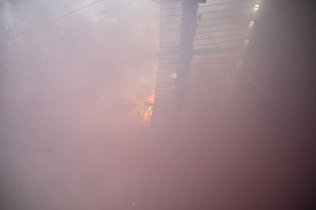 16 05 2026, xjhx, Soccer 1 Bundesliga, Eintracht Frankfurt VfB Stuttgart v l Fans Eintracht Frankfurt, Atmosphere, Scarves, ending Pyrotechnics, Benglos, Smoke, Fog, Fireworks DFL DFB REGULATIONS PROHIBIT ANY USE OF PHOTOGRAPHS as IMAGE SEQUENCES and or QUASI VIDEO Frankfurt am Main