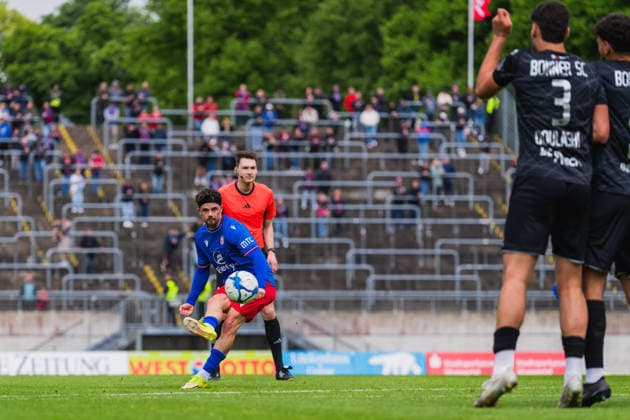Vincent Schaub Wuppertaler SV, 10 at free kick Wuppertaler SV vs Bonner SC, Football, Regionalliga West, Matchday 34, Season 2025 26, 16 05 2026, Wuppertaler SV vs Bonner SC, Football, Regionalliga West, Matchday 34, Season 2025 26, 16 05 2026 Wuppertal Copyright: xEibner-Pressefoto LukasxBaldygax EP_LBA