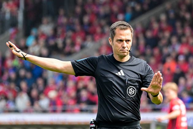 GER, 1 FBL, 1 FC Heidenheim vs 1 FSV Mainz 05 16 05 2026, Voith Arena, Heidenheim, GER, 1 FBL, 1 FC Heidenheim vs 1 FSV Mainz 05, in the picture referee Robert Hartmannn nordphotoxGmbHx xHafner nph00200