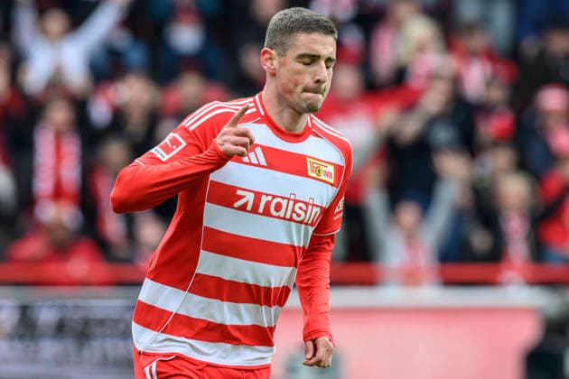v l Andrej Ilic 1 FC Union Berlin, 23 , after 1 0, celebrates his goal, goal, goal, cheering, goal celebration, joy, enthusiasm, celebrates,celebreting the goal, joy, jubilation, cheering, GER, Berlin, 1 FC Union Berlin vs FC Augsburg, 1 Bundesliga, Football, DFB, last matchday, Season 2025 2026, Alte Försterei, May 16, 2026, DFB DFL REGULATES PROHIBIT ANY USE OF PHOTOGRAPHS AS IMAGE SEQUENCES AND OR QUASI VIDEO, Copyright: HMBxMedia UwexKoch