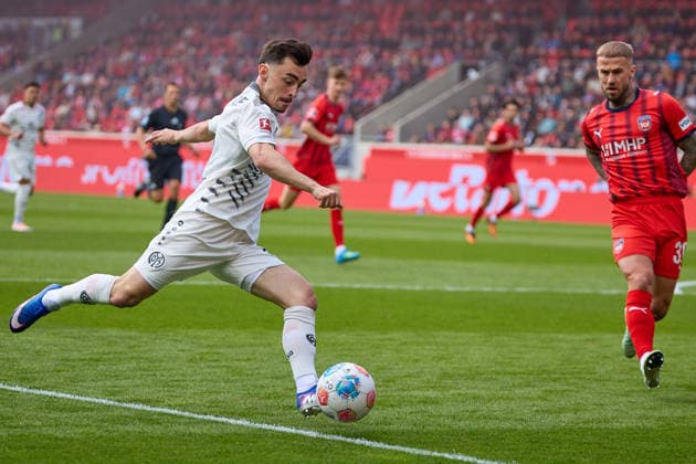 Paul Nebel 1 FSV Mainz 05, 08 Flanke GER, 1 FC Heidenheimn vs FSV Mainz 05, Football, Men, 1 Bundesliga, 34 Matchday, Season 2025 2026, 16 05 2026 DFL, DFB regulations prohibit any use of photographs as image sequences and or quasi video GER, 1 FC Heidenheimn vs FSV Mainz 05, Football, Men, 1 Bundesliga, 34 Matchday, Season 2025 2026, 16 05 2026 Heidenheim Copyright: xEibner-Pressefoto GeraldxOelze-dexStoppanyx EP_ODS