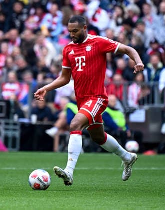 16 05 2026, xemx, Football 1 Bundesliga, FC Bayern Muenchen 1 FC Köln v l Jonathan Tah FC Bayern Muenchen action, single action, single image, cropped image, full body image, whole figure DFL DFB REGULATIONS PROHIBIT ANY USE OF PHOTOGRAPHS as IMAGE SEQUENCES and or QUASI VIDEO Muenchen