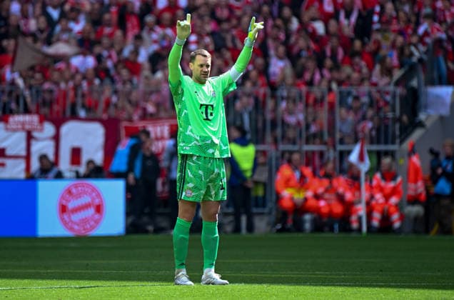 16 05 2026, xemx, Football 1 Bundesliga, FC Bayern Muenchen 1 FC Köln v l Manuel Neuer FC Bayern Muenchen action, single action, single image, cropped image, full body image, whole figure DFL DFB REGULATIONS PROHIBIT ANY USE OF PHOTOGRAPHS as IMAGE SEQUENCES and or QUASI VIDEO Muenchen