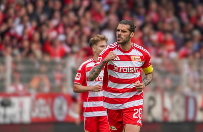 Germany Bundesliga 2025 2026, Matchday 34 1 FC Union Berlin vs FC Augsburg An der Alten Försterei Berlin Joy, emotions, jubilation Christopher Trimmel 1 FC Union Berlin, 28 Berlin Copyright: xAymanxAlahmedx