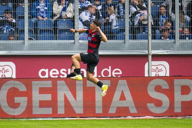 3 Liga MSV Duisburg Viktoria Köln FOR EDITORIAL PURPOSES ONLY p Soccer 3 Liga MSV Duisburg Viktoria Köln on 16 05 26 at Schauinsland Reisen Arena in Duisburg Goal celebration to 0 1 by Taylan Duman Viktoria Köln Duisburg Copyright JakobxKlos Copyright: JakobxKlos doc85vdx5hpddf10kojqe5 ,EDITORIAL USE ONLY Copyright: JakobxKlos