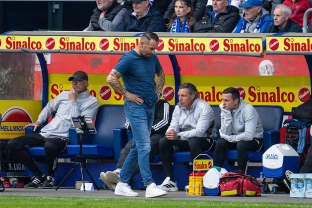 3 Liga MSV Duisburg Viktoria Köln FOR EDITORIAL PURPOSES ONLY p Soccer 3 Liga MSV Duisburg Viktoria Köln on 16 05 26 at the Schauinsland Reisen Arena in Duisburg Dietmar Hirsch Trainer Head Coach Duisburg Duisburg Duisburg Copyright JakobxKlos Copyright: JakobxKlos doc85vdx5xxpurzjg92h78 ,EDITORIAL USE ONLY Copyright: JakobxKlos