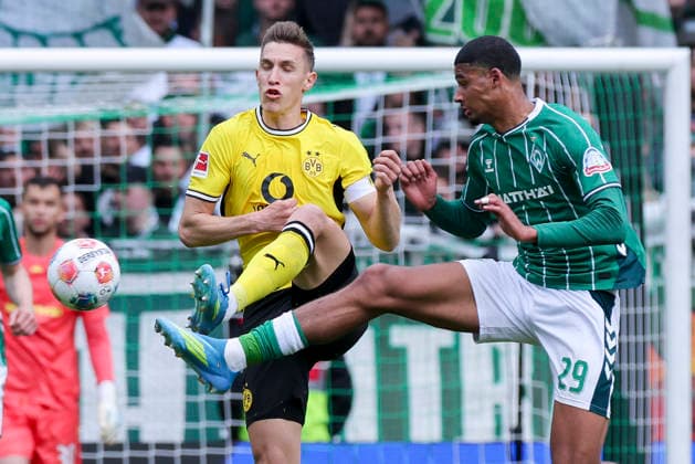 Nico Schlotterbeck Borussia Dortmund and Salim Musah Werder Bremen battle for the ball, Bundesliga, SV Werder Bremen v Borussia Dortmund, Weserstadion, May 16, 2026 in Bremen, Germany Photo by Marco Steinbrenner DeFodi Images Nico Schlotterbeck Borussia Dortmund and Salim Musah Werder Bremen battle for the ball, Bundesliga, SV Werder Bremen v Borussia Dortmund, Weserstadion, May 16, 2026 in Bremen, Germany Photo by Marco Steinbrenner DeFodi Images DFL regulations prohibit any use of photographs as image sequences and or quasi video
