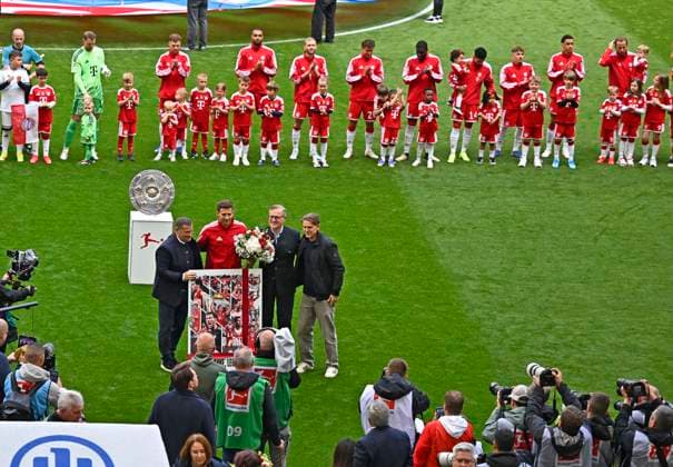 Football, 1st BL, FC Bayern Munich bids farewell to Leon Goretzka