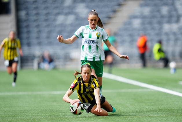 STOCKHOLM, SWEDEN 20260516 Hammarbys Svea Rehnberg takes down Häckens Aivi Luik during Saturdays Swedish Cup final match between Hammarby IF and BK Häcken FF at 3Arena STOCKHOLM SWEDEN x10658x  Copyright: xMagnusxLejhall TTx SVENSKA CUPEN FINAL HAMMARBY-HÄCKEN