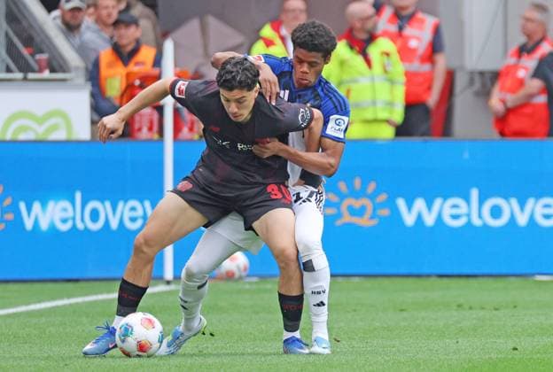 v l Ibrahim Maza Bayer Leverkusen, 30 , Warmed Omari Hamburger SV 17 GER, Bayer 04 Leverkusen vs Hamburger SV, Football, 1 Bundesliga , 34 Matchday, Season 2025 2026, 16 05 2026 DFL DFB REGULATIONS PROHIBIT ANY USE OF PHOTOGRAPHS as IMAGE SEQUENCES and or QUASI VIDEO GER, Bayer 04 Leverkusen vs Hamburger SV, Football, 1 Bundesliga , 34 Matchday, Season 2025 2026, 16 05 2026 Leverkusen Copyright: xEibner-Pressefotox xThomasxStoecx EP_TSR