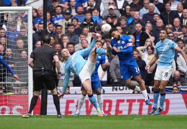Chelsea v Manchester City FA Cup Final, Football, Wembley Stadium, London, UK - 16 May 2026 Erling Haaland of Manchester City attempts an overhead kick but blocked by Reece James of Chelsea. London Wembley Stadium London UK, UK NEWSPAPERS OUT Copyright: xSeanxRyanx