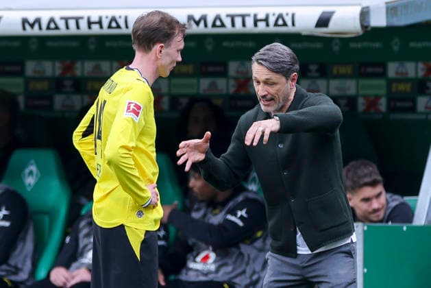 Maximilian Beier Borussia Dortmund and coach Nico Kovac Borussia Dortmund talk together, Bundesliga, SV Werder Bremen v Borussia Dortmund, Weserstadion, May 16, 2026 in Bremen, Germany Photo by Marco Steinbrenner DeFodi Images Maximilian Beier Borussia Dortmund and coach Nico Kovac Borussia Dortmund talk together, Bundesliga, SV Werder Bremen v Borussia Dortmund, Weserstadion, May 16, 2026 in Bremen, Germany Photo by Marco Steinbrenner DeFodi Images DFL regulations prohibit any use of photographs as image sequences and or quasi video