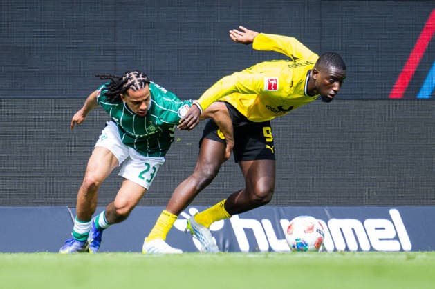 16 05 2026 Soccer, 2025 2026, 1 Bundesliga, Matchday 34, SV Werder Bremen Borussia Dortmund L R Isaac Schmidt Bremen , Serhou Guirassy Dortmund DFL REGULATIONS PROHIBIT ANY USE OF PHOTOGRAPHS AS IMAGE SEQUENCES AND OR QUASI VIDEO