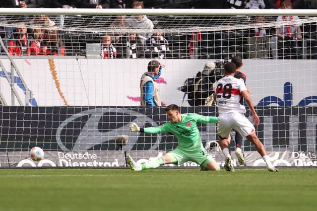 2026 05 16 xjfx Soccer 1 Bundesliga 34 Matchday Eintracht Frankfurt VFB Stuttgart v l ,Goalkeeper Michael Zetterer Eintracht Frankfurt , Nikolas Terkelsen Nartey VFB Stuttgart scores the goal to 0 2 DFL DFB REGULATIONS PROHIBIT ANY USE OF PHOTOGRAPHS as IMAGE SEQUENCES and or QUASI VIDEO Copyright: JoaquimxFerreira