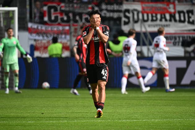 16 05 2026, xjhx, Soccer 1 Bundesliga, Eintracht Frankfurt VfB Stuttgart v l Can Uzun Eintracht Frankfurt Disappointed, sad, frustrated, helpless, DFL DFB REGULATIONS PROHIBIT ANY USE OF PHOTOGRAPHS as IMAGE SEQUENCES and or QUASI VIDEO Frankfurt am Main
