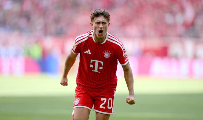 Soccer 1 Bundesliga Season 2025 2026 34 Matchday FC Bayern Muenchen 1 FC Koeln 16 05 2026 FC Bayern Muenchen cheering after the goal for 3 1, goal scorer Tom Bischof