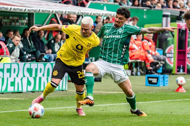 Germany Bundesliga 2025 2026 Matchday 34, SV Werder Bremen vs Borussia Dortmund Saturday, 6 05 2026 Weserstadion, Bremen Julian Ryerson Borussia Dortmund, 26 Cameron Puertas 18 Copyright: xCelinaxLeiersx