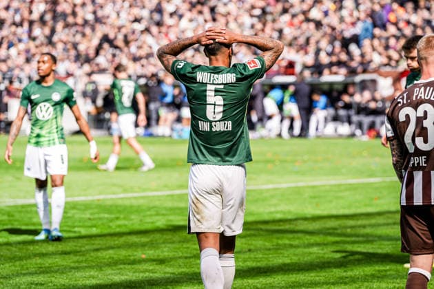 Germany Soccer Bundesliga 2025 26, 34 Matchday FC St Pauli vs VfL Wolfsburg Millerntor Stadion Hamburg Vinicius Souza VfL Wolfsburg, 5 , Emotion Copyright: xStefanxTrochax