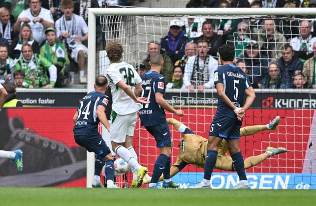 Hugo Bolin Nr 38 Bor Mönchengladbach shoots the goal for 1 0, action, against goalkeeper Oliver Baumann 1899 Hoffenheim , Soccer 1 Bundesliga, 34 Matchday, Borussia Moenchengladbach TSG 1899 Hoffenheim, on 16 05 2026 in Moenchengladbach Germany DFL regulations prohibit any use of photographs as image sequences and or quasi video Â