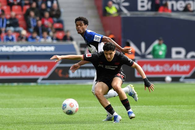 Warmed Omari Hamburger SV and Ibrahim Maza Bayer 04 Leverkusen battle for the ball during the Bundesliga match between Bayer 04 Leverkusen and Hamburger SV at BayArena on May 16, 2026 in Leverkusen, Germany, Germany Photo by Ralf Treese DeFodi Images Warmed Omari Hamburger SV and Ibrahim Maza Bayer 04 Leverkusen battle for the ball during the Bundesliga match between Bayer 04 Leverkusen and Hamburger SV at BayArena on May 16, 2026 in Leverkusen, Germany Photo by Ralf Treese DeFodi Images DFL regulations prohibit any use of photographs as image sequences and or quasi video Photo by Ralf Treese DeFodi Images