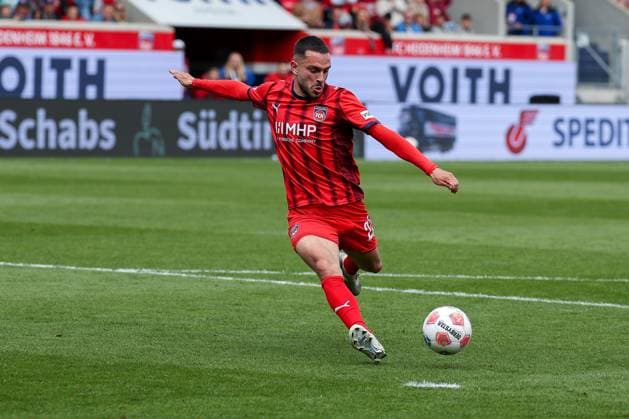 Arijon Ibrahimovic 22 1FC Heidenheim 1846 with a shooting chance, 1 FC Heidenheim vs 1 FSV Mainz 05, Football, Men, Bundesliga, DFL, Season 2025 2026, 34 Matchday, Second round, 16 05 2026 DFB regulations prohibit any use of photographs as image sequences and or quasi video Heidenheim Baden Wuerttemberg Germany Copyright: xkolbert-press MartinxAgüerax