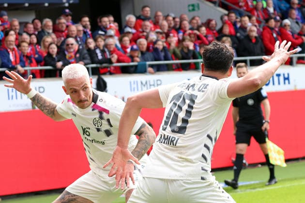 16 05 2026, xrekx, Fussball 1 Bundesliga, 1 FC Heidenheim FSV Mainz 05 v l Torjubel nach dem Tor zum celebrating the goal celebrate 0 2 durch Nadiem Amiri 1 FSV Mainz 05 mit Phillip Tietz 1 FSV Mainz 05 DFL DFB REGULATIONS PROHIBIT ANY USE OF PHOTOGRAPHS as IMAGE SEQUENCES and or QUASI VIDEO Heidenheim