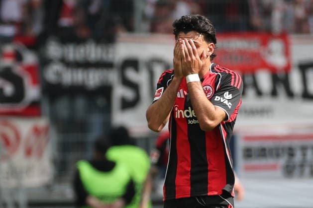 Soccer 1 Bundesliga Eintracht Frankfurt VfB Stuttgart on 16 05 2026 at Deutsche Bank Park in Frankfurt Can Uzun Frankfurt 42 dissatisfied, disappointed, disappointed, dejected MH